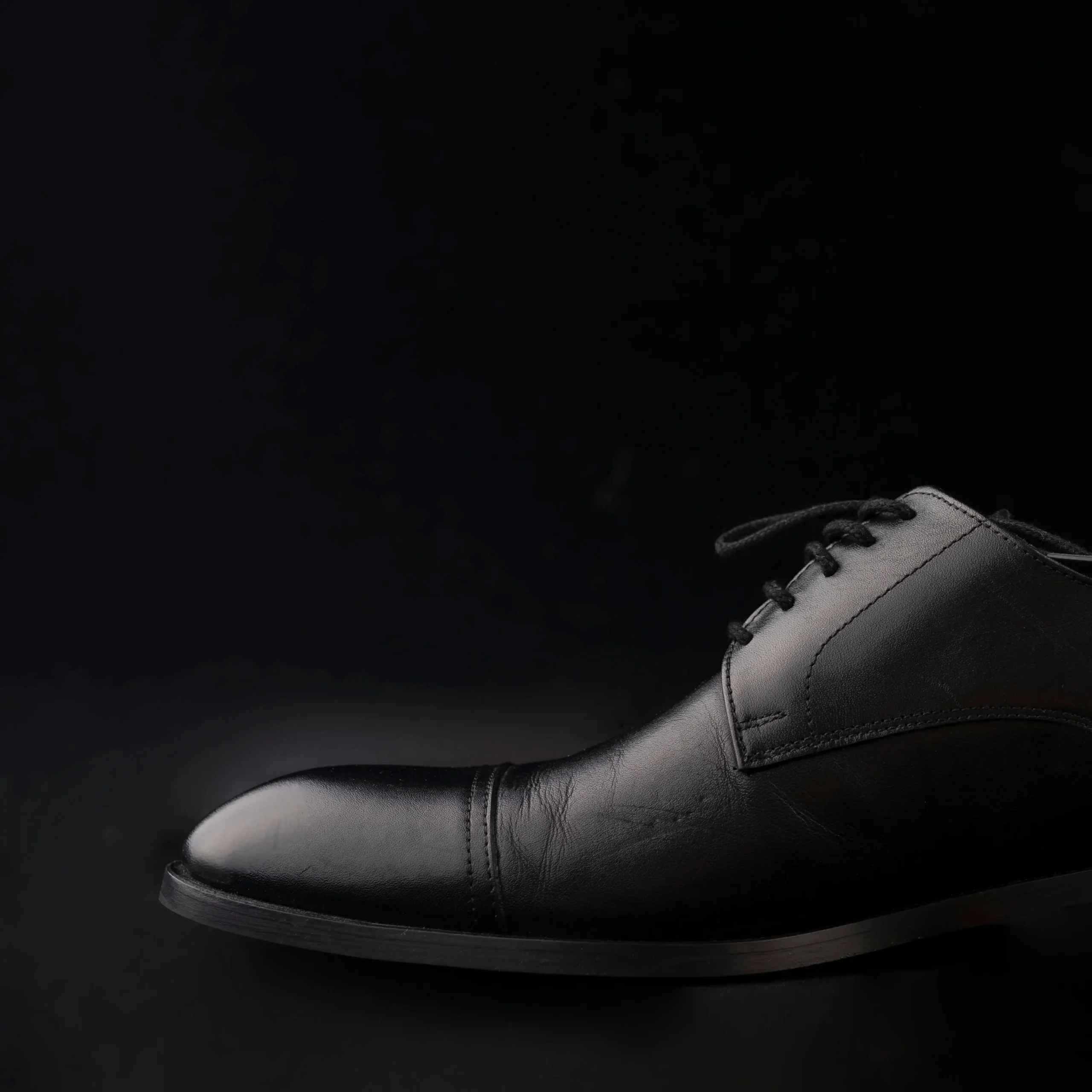 Masmarketing shoes banner for him collection